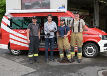 Übergabe der neuen Drohne © Stadt Feldkirch