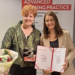 © KHBG: Überreichung des Innovationspreis des ANP Award Austria (Advanced Nursing Practice): Ruth Giesinger, Diplomkrankenpflegerin und Pflegeexpertin (APN) Diabetes Care & Claudia Mathis, MSc, 
Stellvertretende Pflegedirektorin des LKH Feldkirch