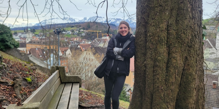 Helena Schütte liebt Bäume und kämpft mit Herzblut für deren Erhalt.